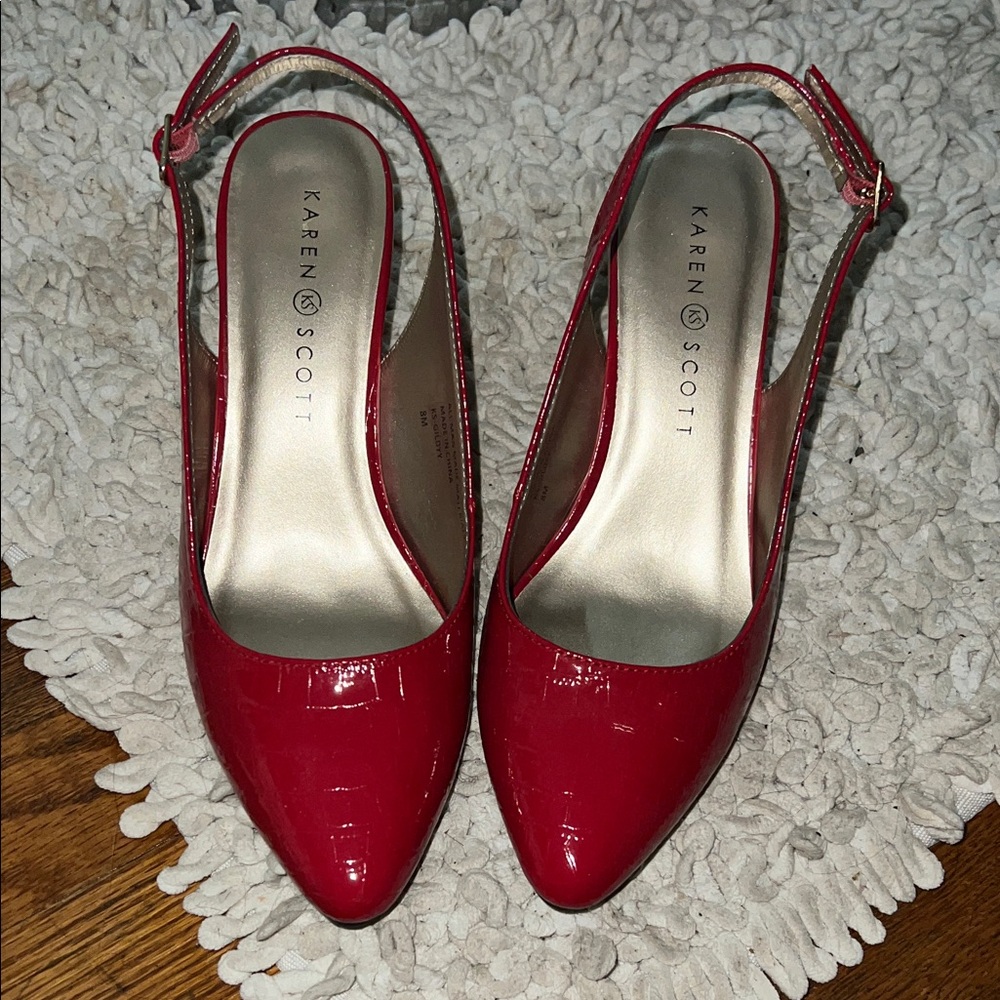 Karen Scott Glossy Red Slingback Heels